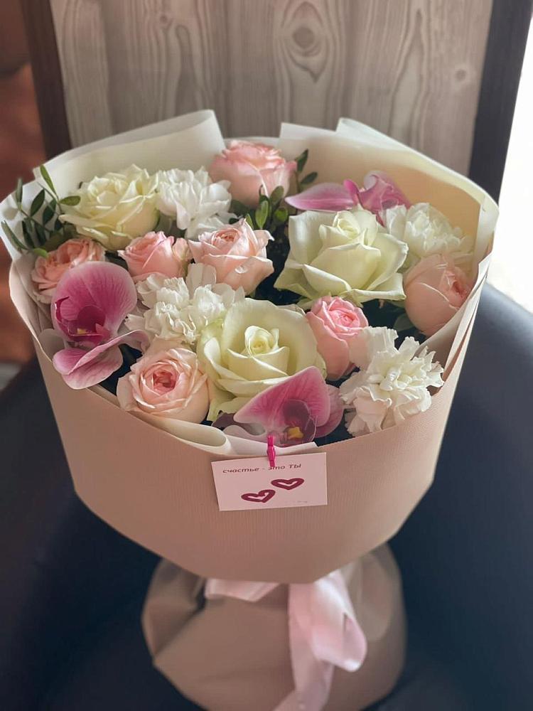 Букет цветов из: Орхидеи, Розы и Гвоздики в Марфино Одинцовского района