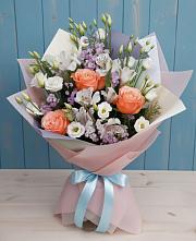 Букет цветов из:  Лизиантусы, Розы, Альстромерии и Гипсофила в Марфино Одинцовского района