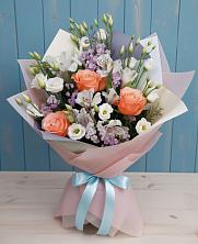 Букет цветов из:  Лизиантусы, Розы, Альстромерии и Гипсофила в Марфино Одинцовского района