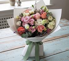 Букет цветов из:  Розы, Лизиантусы и Гвоздики в Марфино Одинцовского района