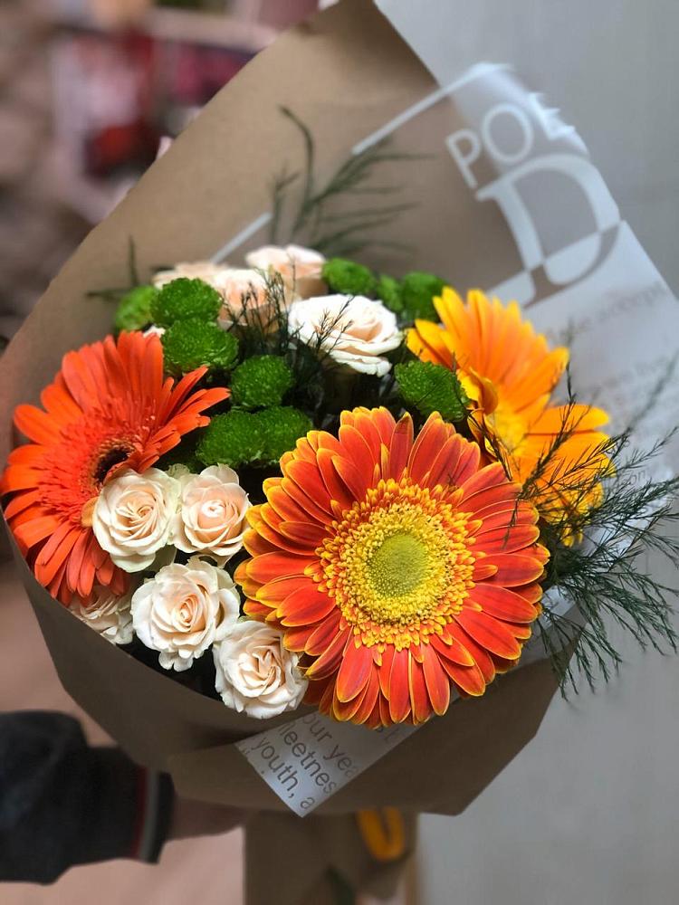 Букет цветов из: Герберы, Хризантемы и Розы в Марфино Одинцовского района