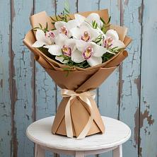 Букет цветов из:  Орхидеи и Розы в Марфино Одинцовского района